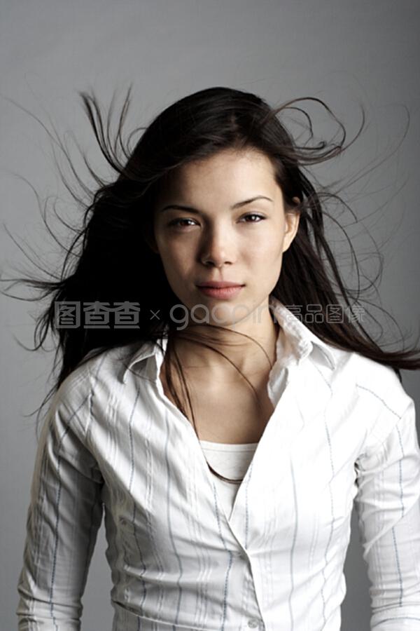 烟雾缭绕